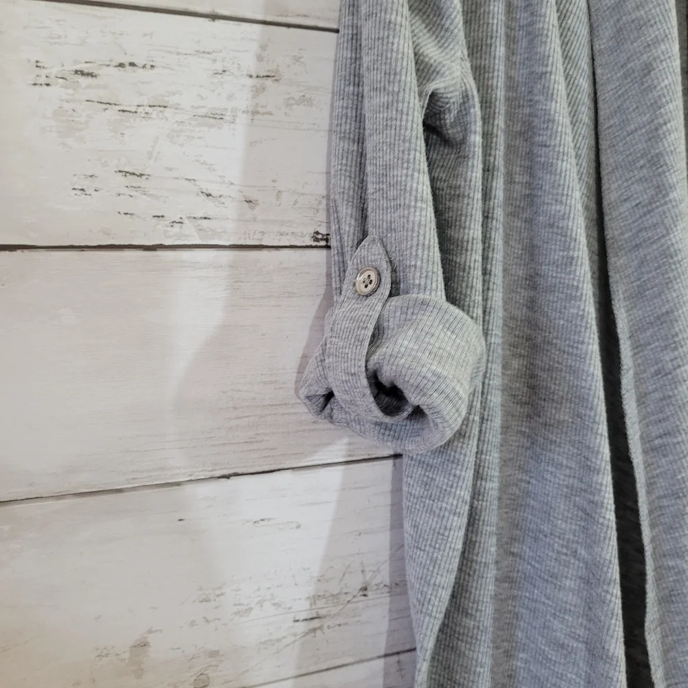 Justice Gray Waterfall Cardigan‎ Roll Tab Sleeve Very Lightweight Size 7